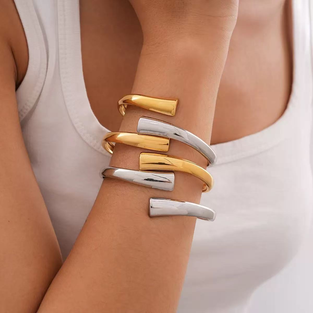 304 stainless steel european spring open bangle, gold color