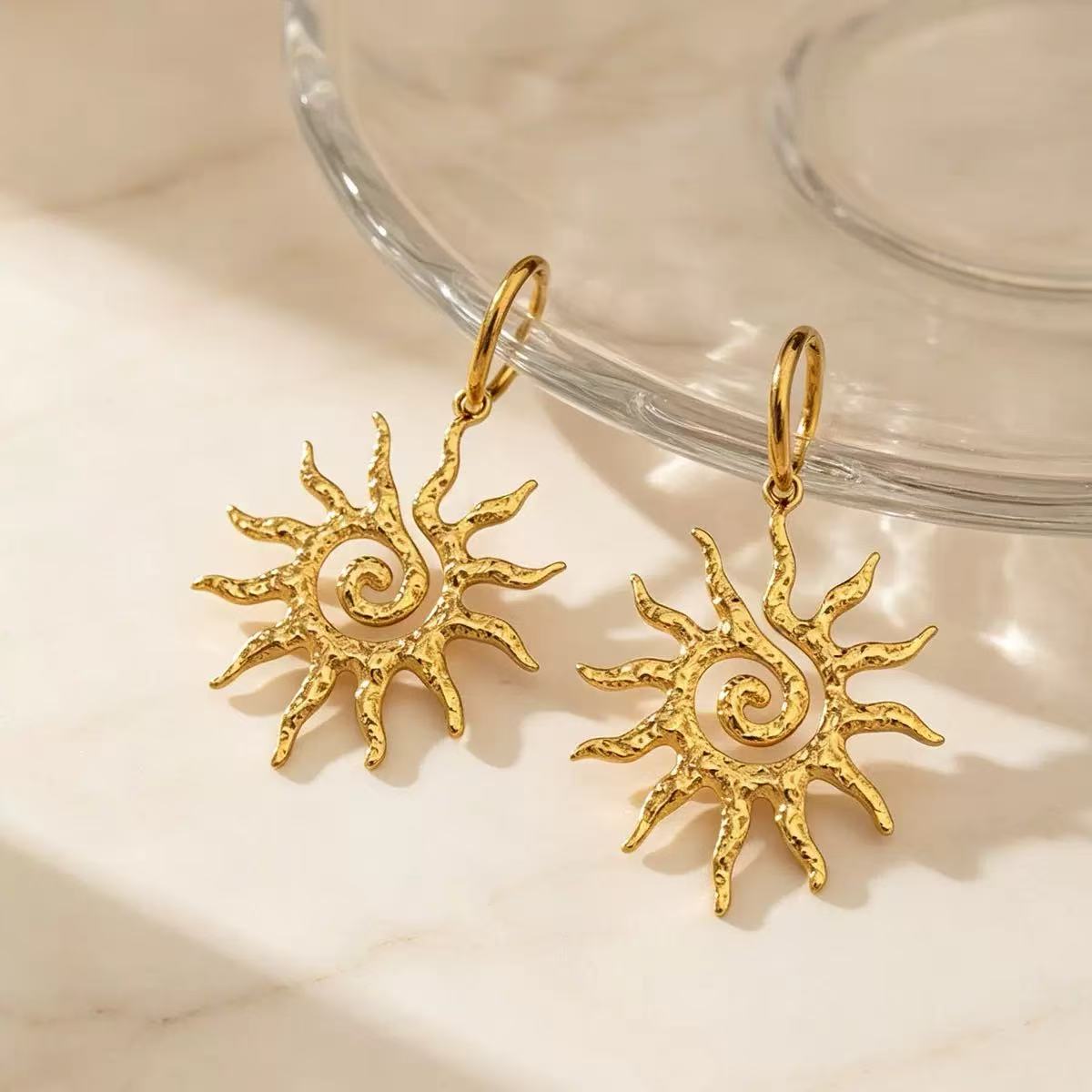 Hammered Spiral Sun Huggie Hoop 304 Stainless Steel Wholesale Earrings EH‑6361