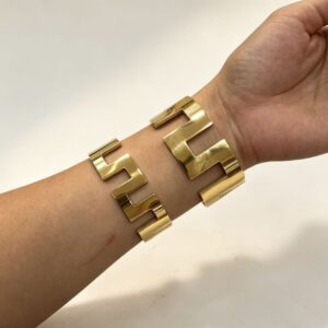 304 stainless steel great‑wall pattern hinged bangle,gold color