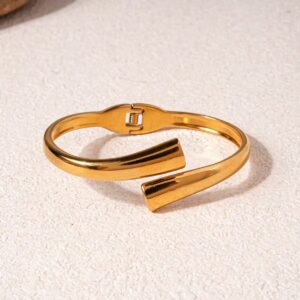 304 stainless steel spring bangle, MOQ 12 pcs for wholesale.